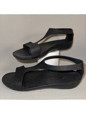 Crocs Serena T-strap Flat Black Beach Pool Boho Comfort Sandal Women’s Size 10